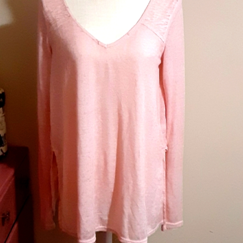 Aerpostle sz S, sheer pink top